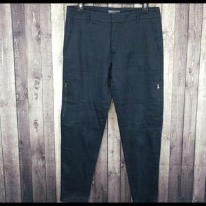 Vince linen cargo pants very flattering